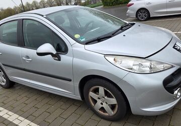 Peugeot 207 178.000 km 1.698 &euro; Meerbusch 40667