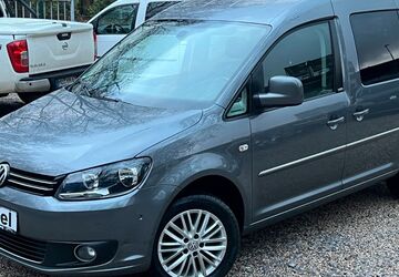 VW Caddy 203.805 km 7.999 &euro; Duisburg 47137