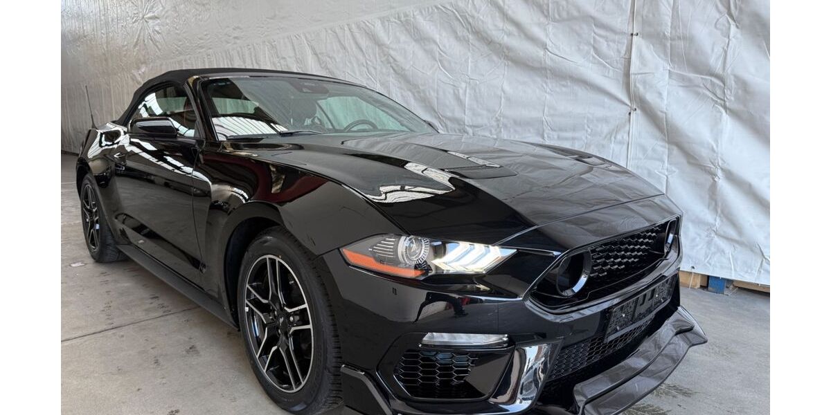 Ford Mustang 38.000 km 28.890 &euro; Düsseldorf 40589