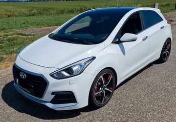 Hyundai i30 103.000 km 13.400 &euro; Remscheid 42897