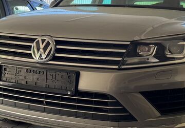 VW Touareg 208.000 km 17.700 &euro; Neuss 41469