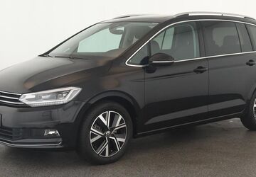 VW Touran 15.500 km 35.684 &euro; Düsseldorf 40233