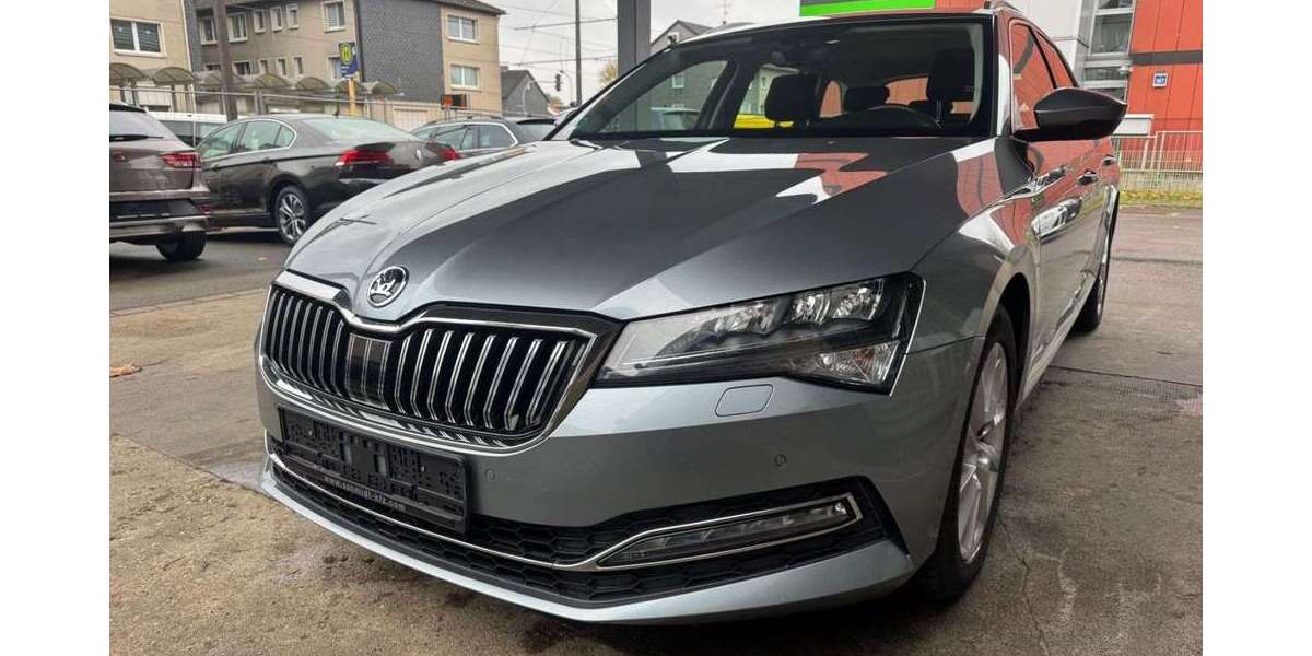 Skoda Superb 174.000 km 18.990 &euro; Mülheim Ruhr 45475