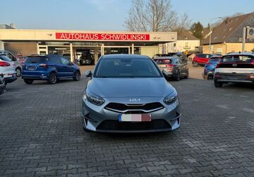 Kia ceed / Ceed 80.300 km 16.600 &euro; Düsseldorf 40589