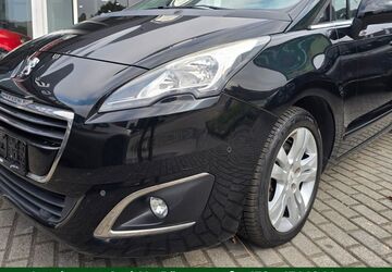 Peugeot 5008 147.073 km 7.990 &euro; Moers 47443