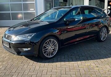 Seat Leon 97.987 km 12.490 &euro; Remscheid 42899