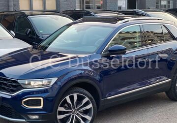 VW T-Roc 233.349 km 18.499 &euro; Düsseldorf 40233