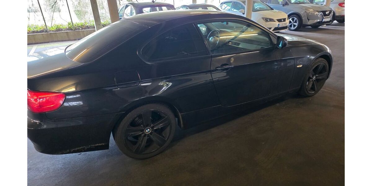 BMW 318 174.000 km 6.300 &euro; dusseldorf 40239