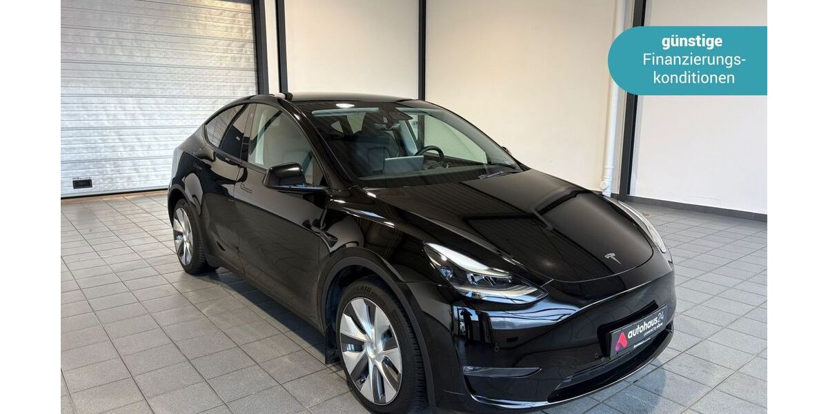 Tesla Model Y 67.342 km 33.970 &euro; Wuppertal 42287