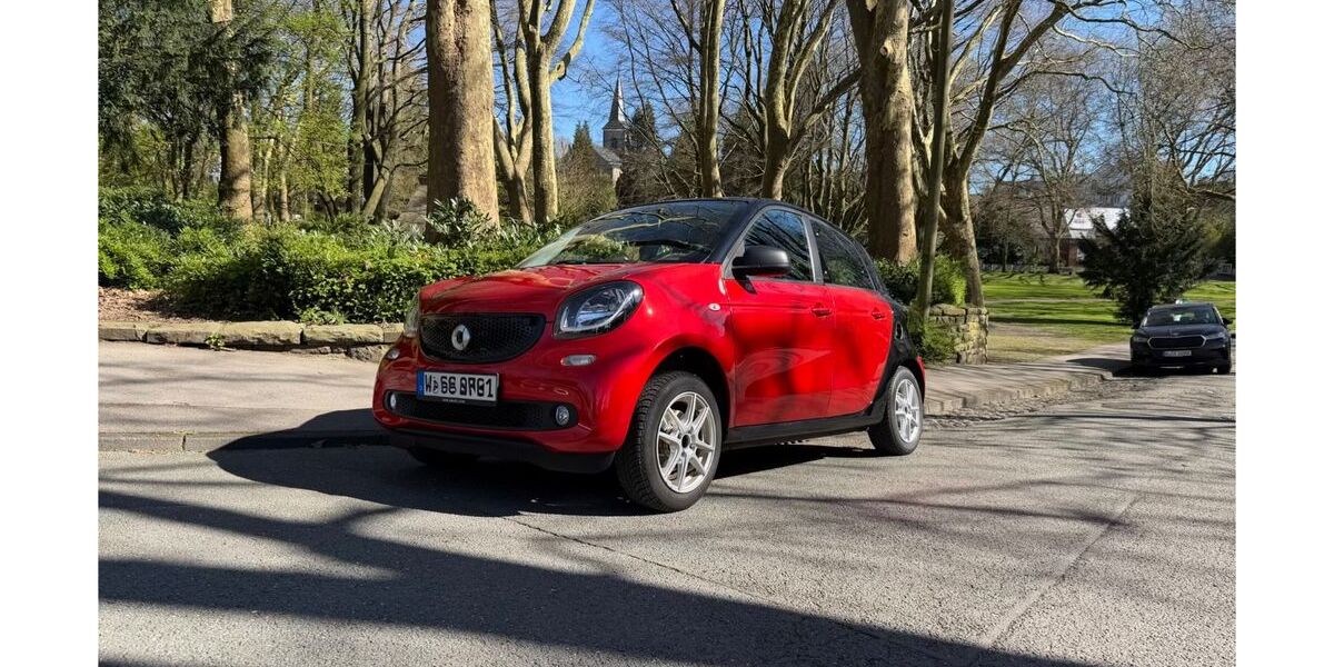 Smart ForFour 66.224 km 8.000 &euro; Wuppertal 42349