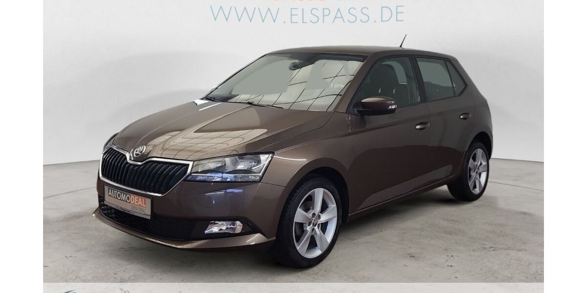 Skoda Fabia 52.572 km 12.248 &euro; Moers 47445