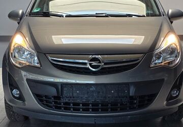 Opel Corsa 111.600 km 3.990 &euro; Hilden 40721