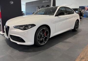 Alfa Romeo Giulia 9.550 km 47.985 &euro; Oberhausen 46049