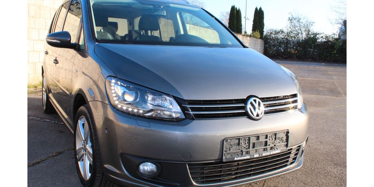 VW Touran 162.900 km 11.380 &euro; Mönchengladbach 41066