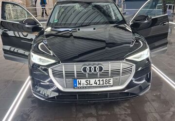 Audi e-tron 73.000 km 24.500 &euro; Wuppertal 42115