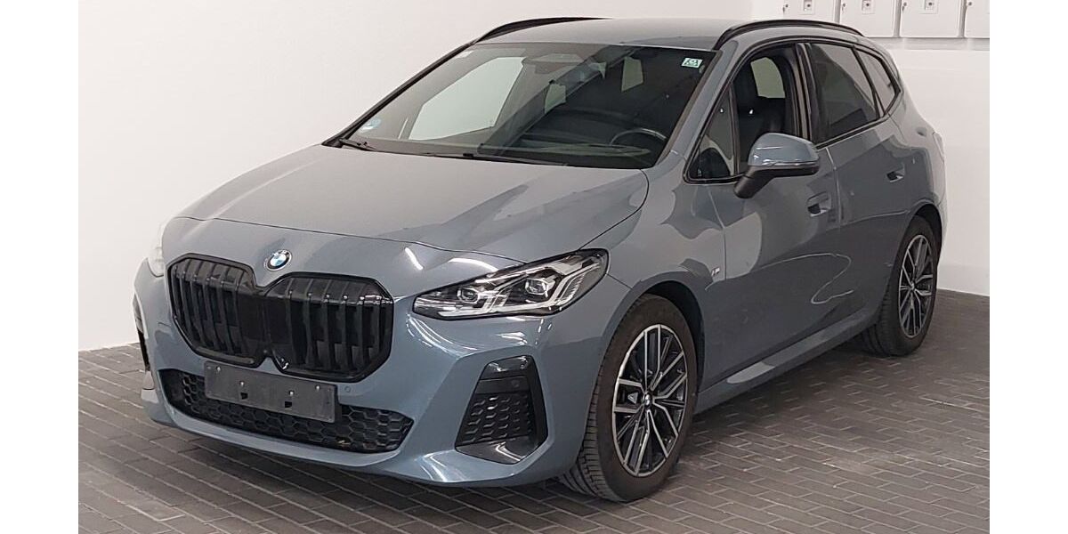 BMW 218 Active Tourer 49.200 km 29.890 &euro; Düsseldorf 40223