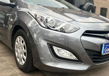Hyundai i30 125.000 km 6.700 &euro; Mönchengladbach - Odenkirchen 41199