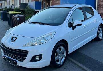 Peugeot 207 143.000 km 2.990 &euro; Mönchengladbach 41238