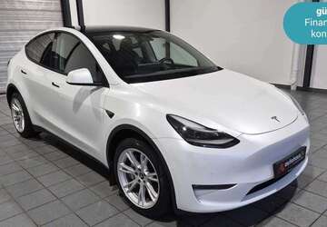 Tesla Model Y 81.587 km 28.990 &euro; Wuppertal - Barmen 42287