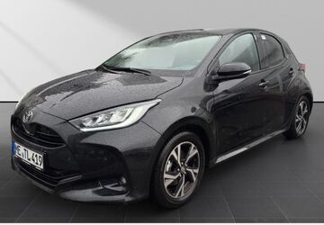 Toyota Yaris 3.007 km 23.989 &euro; Velbert 42549