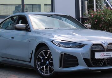 BMW i4 49.541 km 43.900 &euro; Neuss 41469