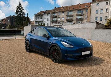 Tesla Model Y 41.500 km 39.900 &euro; Duisburg 47137