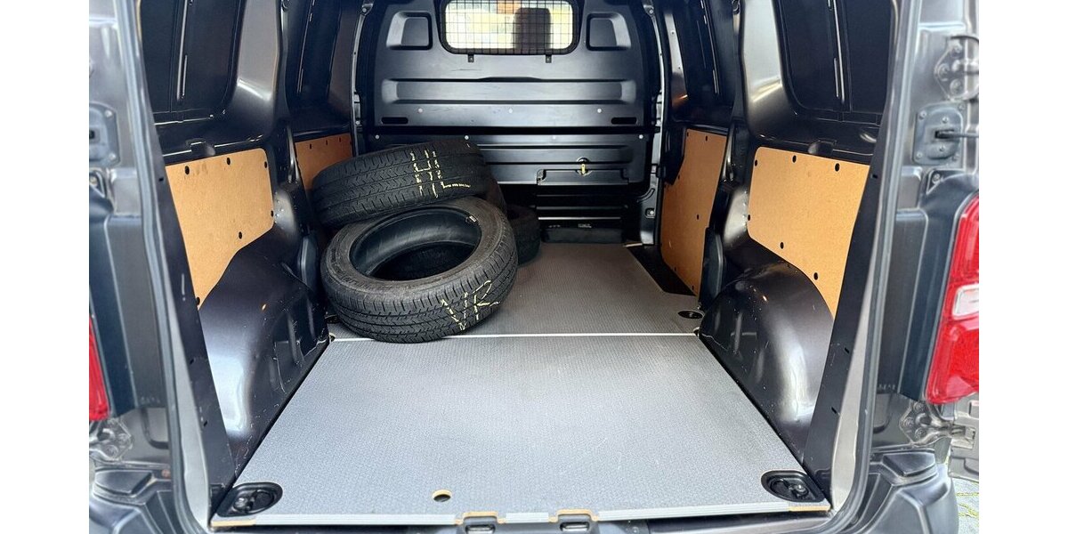 Toyota Proace Lang / Euro 6 / Klima / 3 Sitze / AHK 108.000 km 15.490 &euro; Mönchengladbach 41066