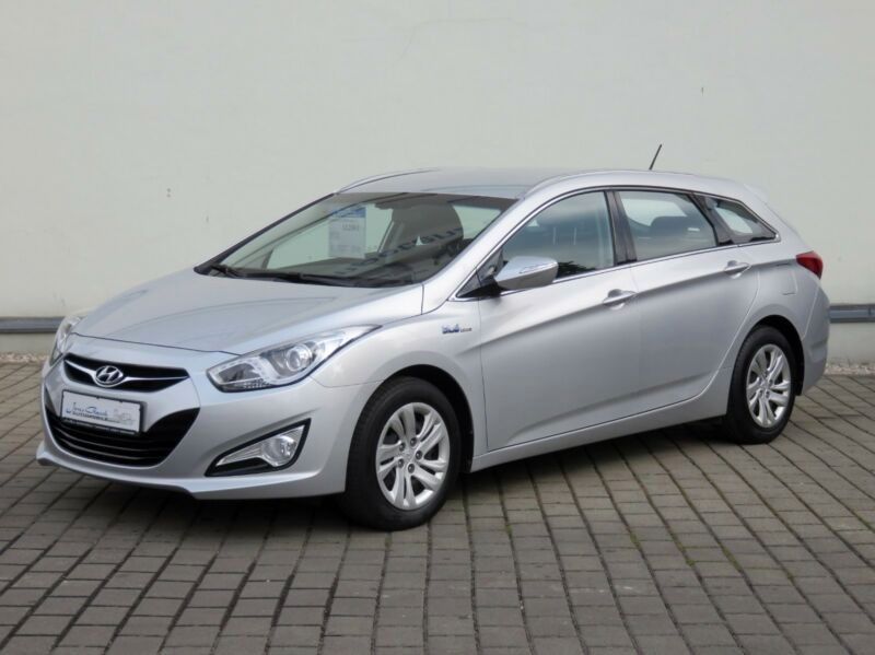 Hyundai i40 177.000 km 9.500 &euro; Moers 47447