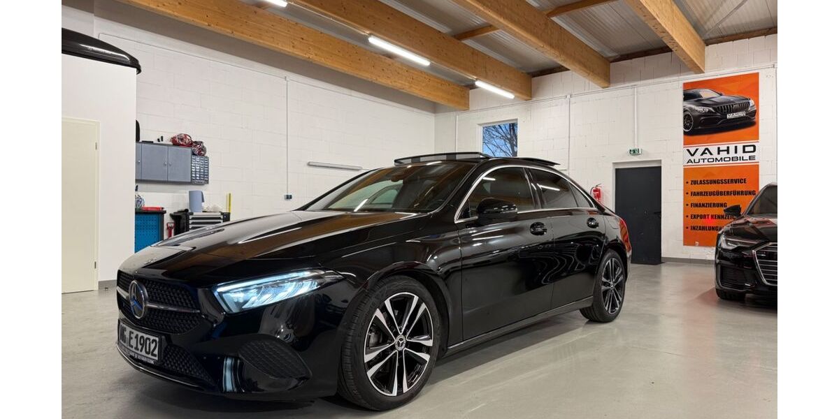 Mercedes-Benz A 180 28.035 km 25.950 &euro; Mönchengladbach 41199