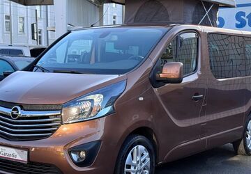 Opel Vivaro 141.627 km 21.900 &euro; Oberhausen 46045