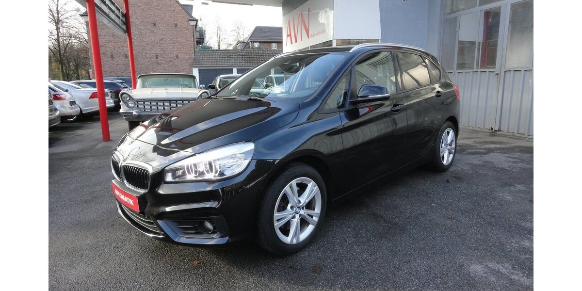 BMW 218 Active Tourer Autom Navi LED Klimatr.PDC SHZ 112.000 km 12.900 &euro; Neuss 41462