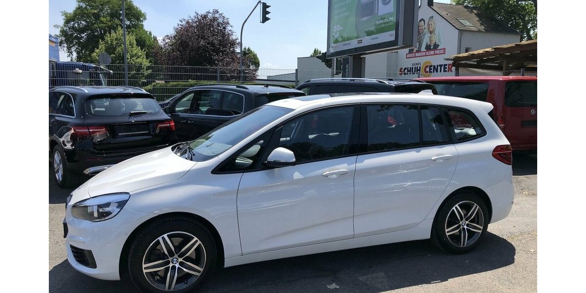 BMW 220 Gran Tourer d Sportline / PANO / Sitzheizung 135.000 km 13.890 &euro; Mönchengladbach 41066
