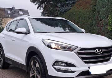 Hyundai TUCSON 36.000 km 14.400 &euro; Düsseldorf 40627