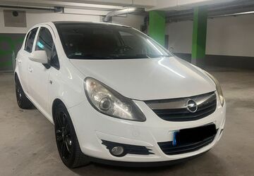 Opel Corsa 125.000 km 4.750 &euro; Düsseldorf 40625