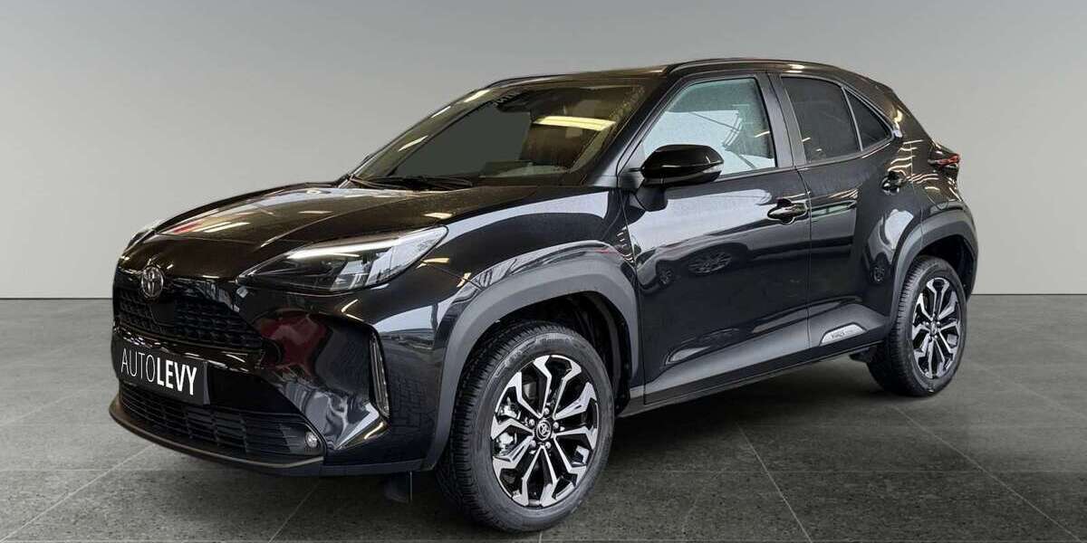 Toyota Yaris Cross 12.288 km 25.490 &euro; Düsseldorf 40595