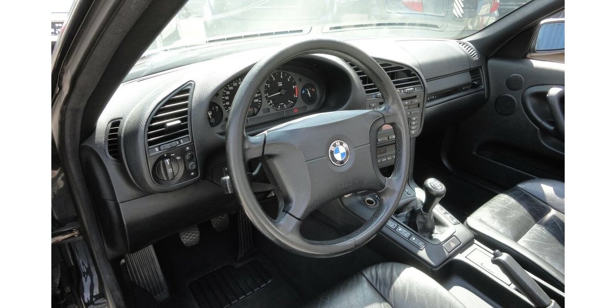 BMW 318i Exclusiv Edition Klimatr.Leder SHZ PDC 220.000 km 5.900 &euro; Neuss 41462