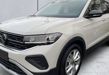 VW T-Cross 4.527 km 34.880 &euro; Mönchengladbach 41179