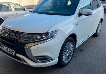Mitsubishi Outlander 72.000 km 17.200 &euro; Monheim 40789