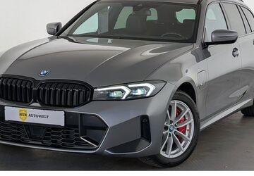 BMW 330 82.650 km 31.490 &euro; Düsseldorf 40599