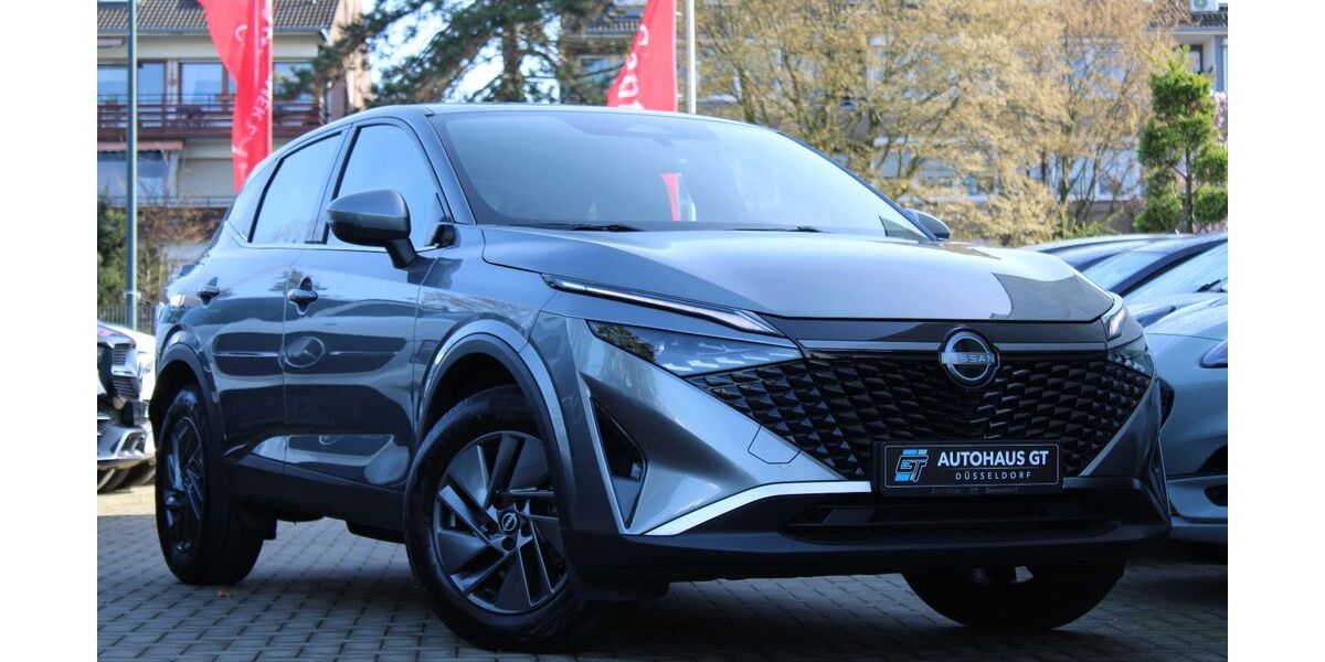 Nissan Qashqai 18.261 km 20.999 &euro; Düsseldorf 40625