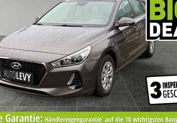 Hyundai i30 76.900 km 11.990 &euro; Neuss 41464