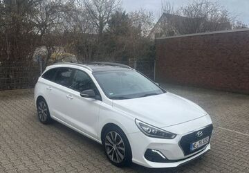 Hyundai i30 95.000 km 17.900 &euro; Grevenbroich 41515