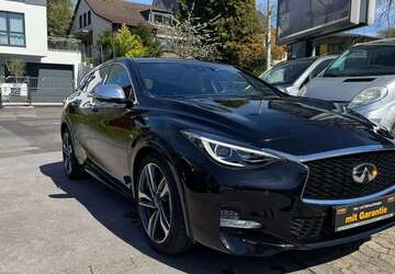 INFINITI Q30 72.000 km 17.999 &euro; Solingen 42699