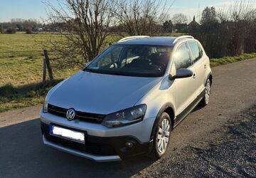 VW Polo 111.000 km 7.500 &euro; Düsseldorf 40227