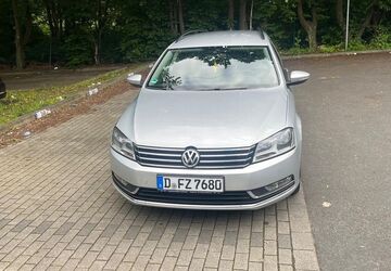 VW Passat 230.000 km 9.100 &euro; Düsseldorf 40225