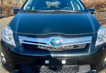 Toyota Auris 92.000 km 12.500 &euro; Ratingen 40880