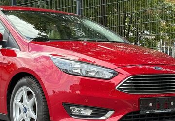 Ford Focus 118.411 km 10.490 &euro; Mönchengladbach 41068