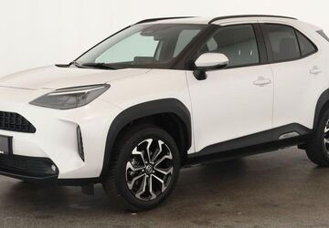 Toyota Yaris Cross 21.200 km 24.484 &euro; Düsseldorf 40233