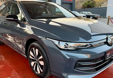 VW Golf 29.502 km 22.990 &euro; Düsseldorf 40589