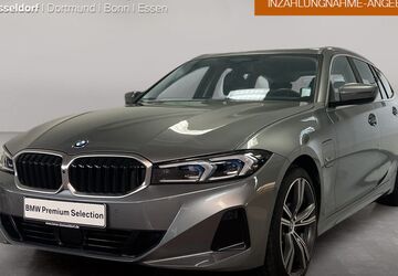 BMW 330 12.743 km 38.999 &euro; Düsseldorf 40237